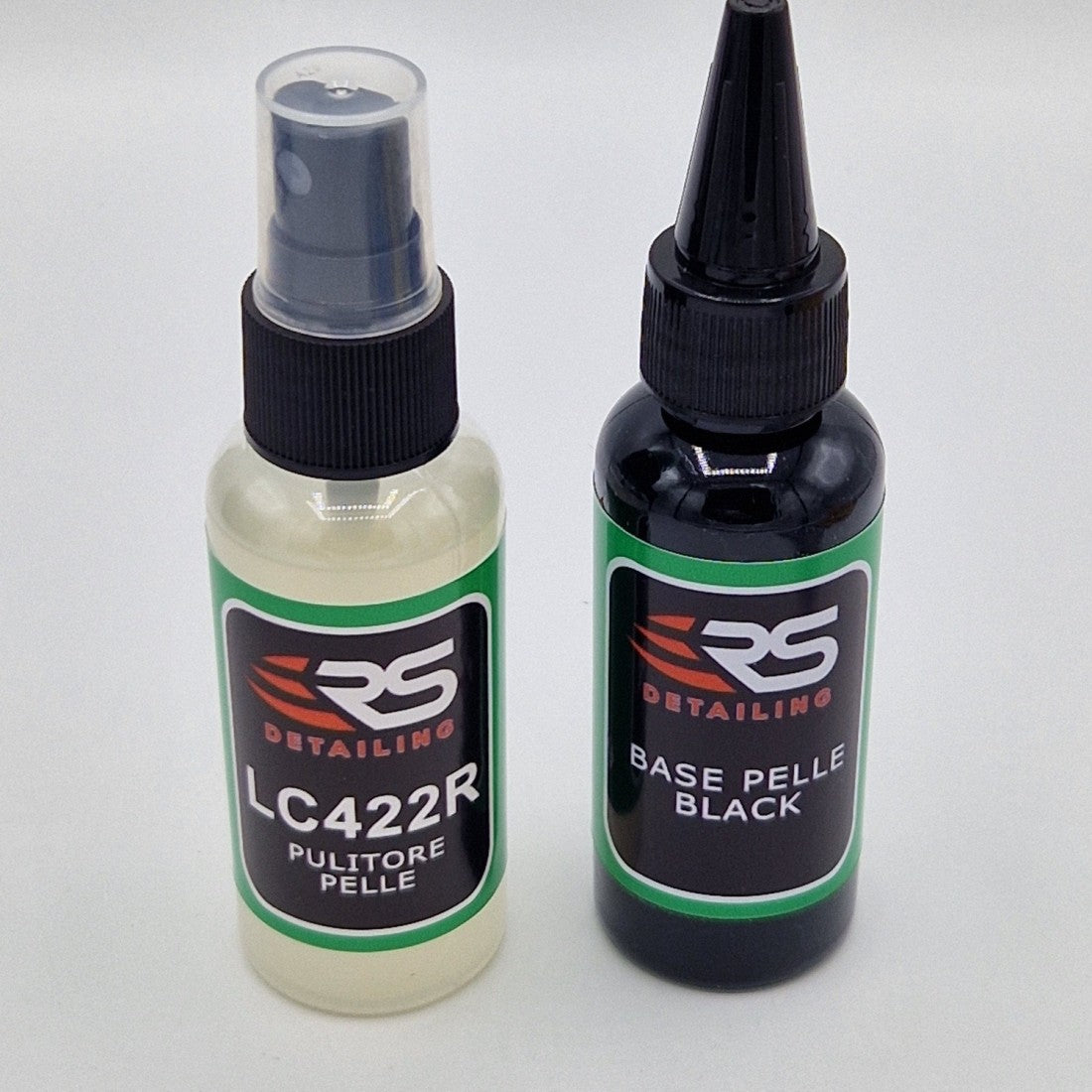 Kit-ul pentru Reconditionare prin Vopsire Volane RealSystem Negru